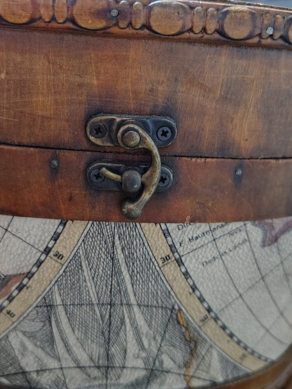 Wooden Box Trinket Storage Globe Map - Picture 6 of 15